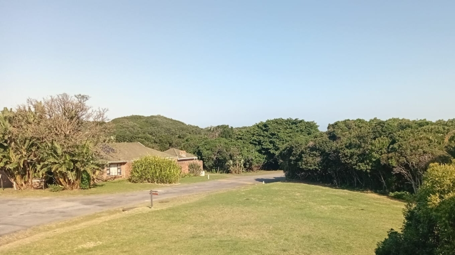 To Let 2 Bedroom Property for Rent in Cove Rock Eastern Cape